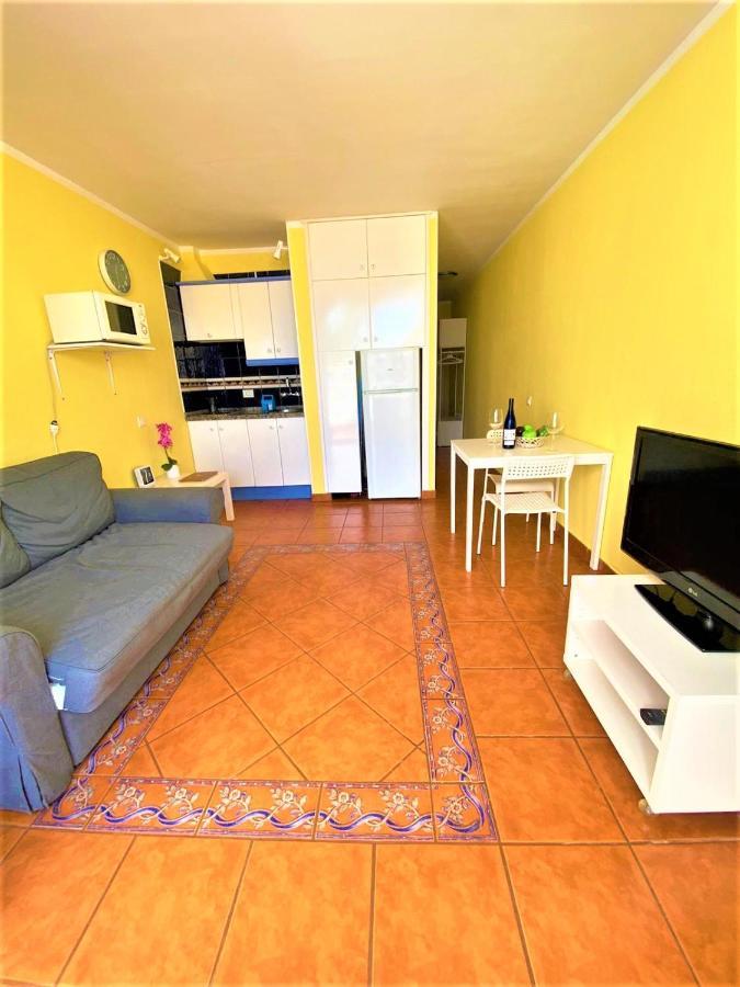 Cozy One Bedroom Apartment With Spacious Terrace. Pool And Garden View Costa Del Silencio Exteriör bild